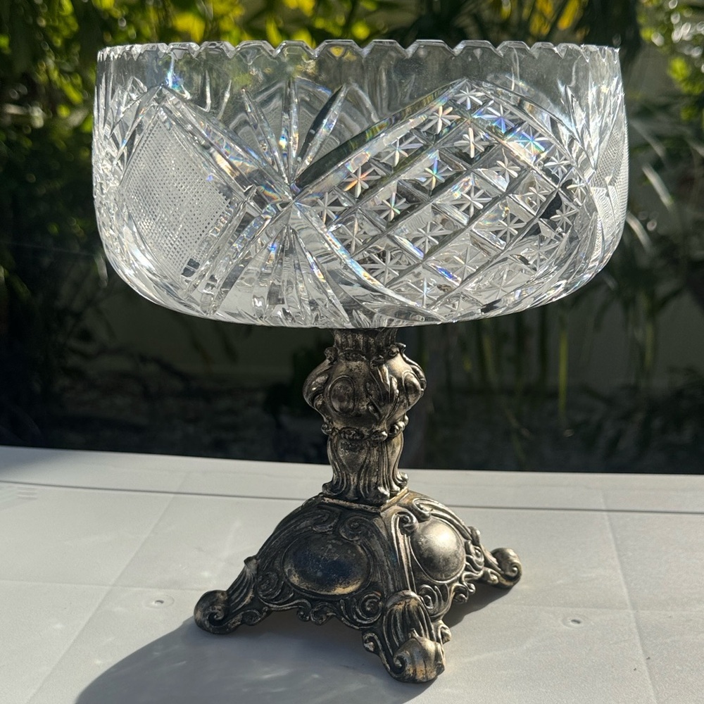 Elegant Crystal and Metal Pedestal Compote Bowl Serving Centerpiece, Glam